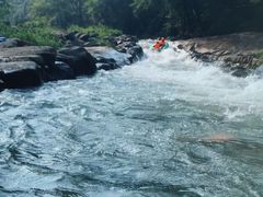 -雅鲁激流探险漂流