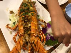 -两兄弟Song Pee Nong(2号店)
