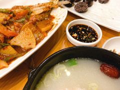-长寿参鸡汤(朝韩风情街店)