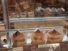 -格瑞思动物奶油生日蛋糕(园区永旺店)
