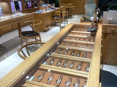 -宝丽眼镜(湖墅店)