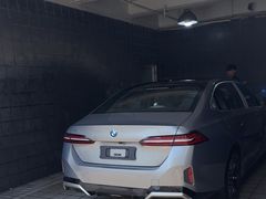 -上德宝骏宝马5S店