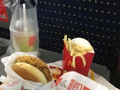 -麦当劳(深圳北站高铁店)