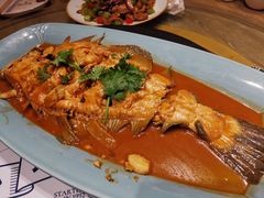 -小船渔村•大连菜•大连焖鱼(黄河路店)
