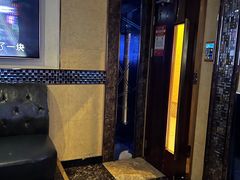 -唱吧麦颂KTV(黄兴步行街店)