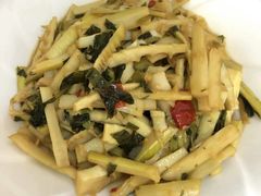 -天乐农家鱼头王(天目湖店)