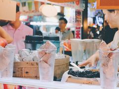 -六合夜市