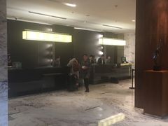 -上海漕河泾万丽酒店