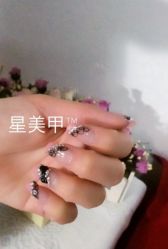 黑色蕾丝-星美甲