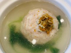 蟹粉狮子头-怡园饭店-餐厅(四望亭店)