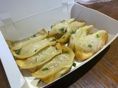 -小姜锅贴(凤凰街店)