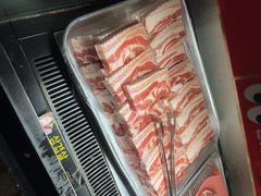 -江南猪肉商会无限续吃(弘大店)