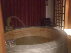 -裕龙汤泉