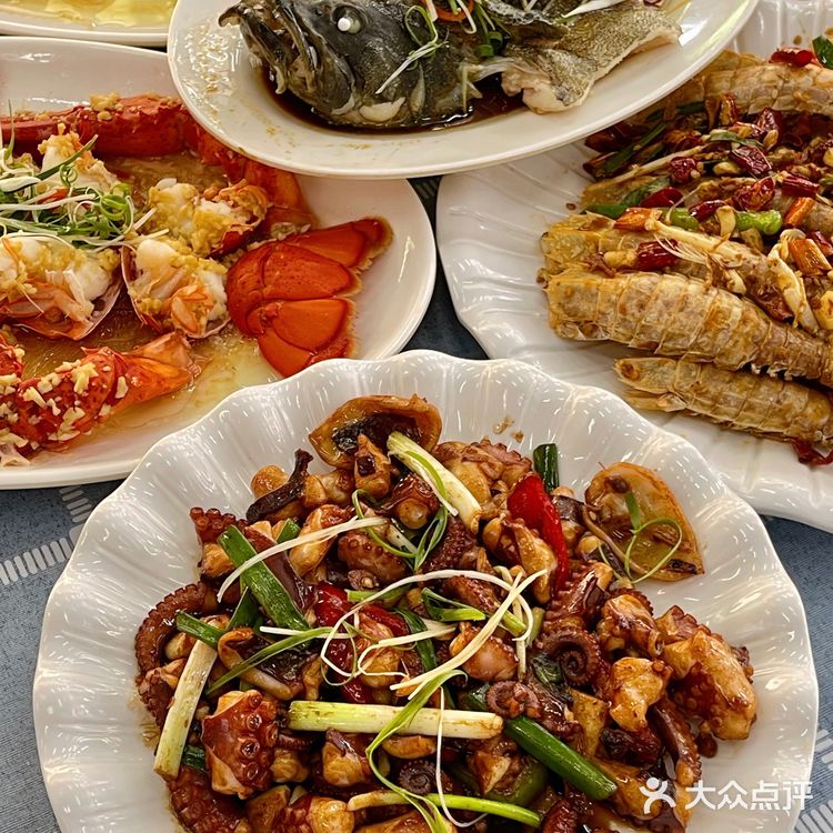 巽寮湾bi吃的海鲜店 放假了和家里人一起来惠州巽寮湾玩