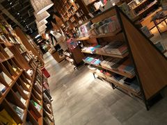 -百新书局(尚悦湾店)