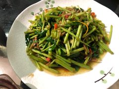 -民间瓦缸煨汤館(嵩山路店)