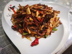 -小厨子私房菜·云南美食店