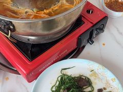 -撒拉人家.酸菜牦牛肉火锅