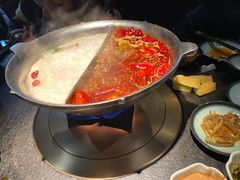 -湊湊火锅·茶憩(新中关购物中心店)