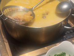 -尚尚仙·酸汤猪手·猪肚鸡火锅(华联万柳购物中心店)