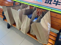 -王府井奥莱临潼小镇(临潼店)