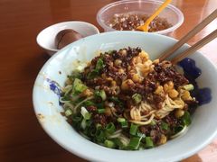 -兵哥豌豆面(雅颂居店)