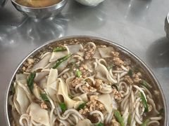 -正宗杨记普洱酸醋米线(总店)