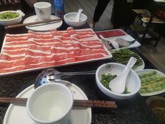 -渝里重庆火锅(航天城店)