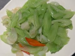 -吴越荣记苏州菜·松鼠桂鱼100%活鱼现做(斜塘老街店)