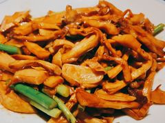 油焖干笋-吕氏疙瘩汤·私家菜馆(慈云寺店)
