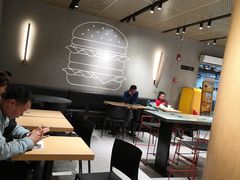 -麦当劳(中山公园龙之梦店)