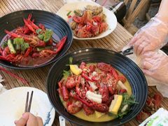 -聚汇三少·龙虾·中餐厅(莫邪路新天地店)