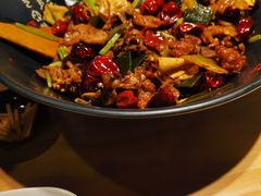 -风光老灶麻辣香锅(大成路翠微百货店)