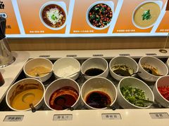 -呷哺呷哺(融创茂店)