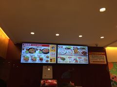 -南城香·饭香串香馄饨香(青年路店)