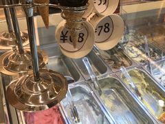 我吃的是巧克力后面那个-VENCHI 闻绮(北京国贸商城店)