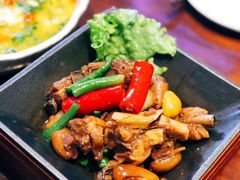 栗子排骨烧猪蹄-赵小姐丨新中餐(曲江店)