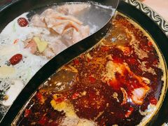 -小渝公重庆卤味火锅(临沂店)