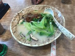 -至尊堡餐厅(东涌路店)