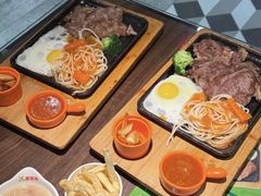 -豪享来牛排(人民店)
