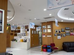 -雅悦齿科(顾村公园店)
