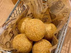 -BHC炸鸡(明洞总店)