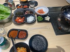 -肉甲韩国木炭烤肉(新壹街1店)
