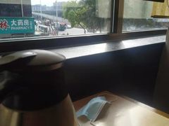 -必胜客(机场路店)