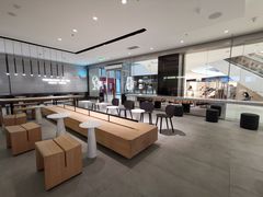 -喜茶(杭州滨江宝龙店)