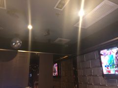 -好乐迪(张扬路八佰伴店)