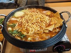-WOW LUCKY创意韩料(龙阳广场店)