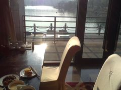 -上海怡沁园度假酒店