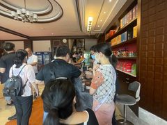 等位区-旅宁大酒店