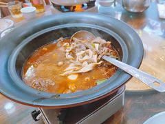 -老唐三下锅 ·张家界地标美食(溪布街店)